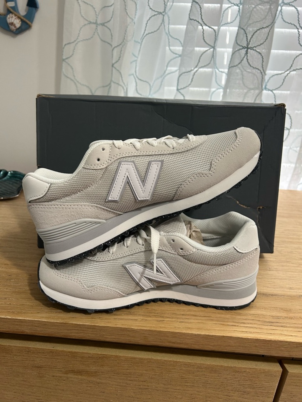 New Balance 515 Grey/White  Retro Runner Sneakers